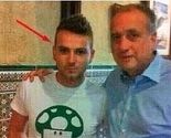 Ovo je navijač Villareala koji je bacio bananu Danielu Alvesu