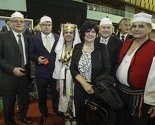Dani turizma: Inzko, Nikšić i Bećirović isprobali dijelove narodne nošnje