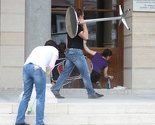 Prašina sa vrata Vijećnice se briše posljednji put, sve spremno za otvaranje