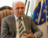 UKCS: Zdravstveno stanje Sulejmana Tihića stabilno, ostaje u bolnici