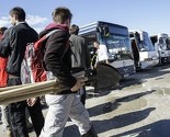 "Naoružani" lopatama i dobrom voljom 500 studenata otišlo za Maglaj, Olovo, Zavidoviće...