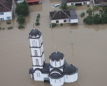 U Bosanskom Šamcu samo voda i očaj, dvije osobe do sada stradale, a dvije nestale