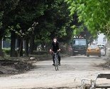 Maglaj kao radioaktivna zona: Ljudi se kreću s maskama na licu, grad je prekriven smećem