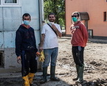 Vrijedni studenti iz Sarajeva danas čiste zgradu Natrona u Maglaju