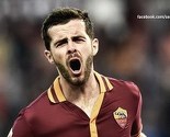 Glasajte za Pjanića u konkurenciji za najboljeg veznjaka Serie A