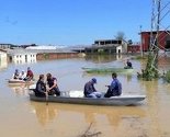 Pojedina naselja u Donjem Žabaru i Šamcu još pod vodom