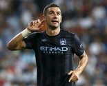 Kolarov produžio ugovor s Manchester Cityjem do 2018.