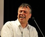 Beograd: Promovisana autobiografija Neleta Karajlića "Fajront u Sarajevu"