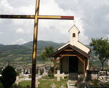 Tužilaštvo BiH istražuje upad u džamiju u Livnu i spaljivanje kapele u Zenici