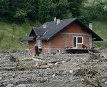 U Željeznom Polju uništeno 70 kuća, 300 porodica bez doma