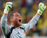 Rekorder Mondragon završio golmansku karijeru