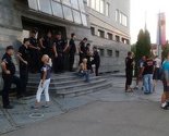 Srbija: Žene u crnom i biciklisti napadnuti u Valjevu zbog obilježavanja genocida