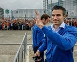 Van Persie i saigrači se vratili kući, dočekali ih brojni navijači