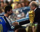 Blatter: I ja sam iznenađen što je Messi dobio Zlatnu loptu