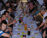 Tuzla: 600 postača iftarilo u haremu Prinčeve džamije