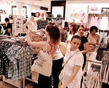 Nova Waikiki prodavnica otvorena u SCC-u: Svako zaslužuje da se dobro oblači