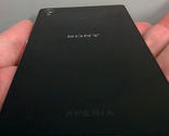 Ovako izgleda stražnja strana smartphonea Xperia X3