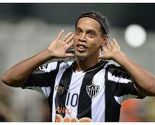 Ronaldinho: Penzija trenutno nije opcija