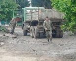 Oružane snage BiH u Željeznom Polju pomažu u raščišćavanju puteva