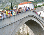 Turisti preplavili Mostar: Stari most privlači ljude iz cijelog svijeta