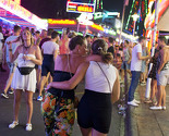 Tinejdžerski seks skandal u Britaniji: Snimci sa plaža završili na porno stranicama