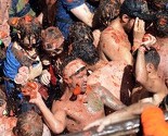 Španski festival La Tomatina: Hiljade mladih se gađalo tonama paradajza