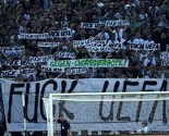 Navijači Borussije M. istakli transparente "Fuck UEFA"