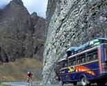 Prevrnuo se autobus u Boliviji, deset osoba poginulo