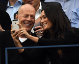 Poznati pratili meč Čilića i Nishikorija: Na tribinama Bruce Willis, Bill Gates, Tony Parker...
