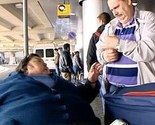 Udovac tužio aviokompanije, jer nisu primile u avion njegovu suprugu zbog debljine