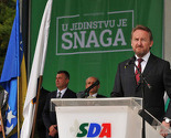 SDA: Zahvaljujuć Radončiću, Lagumdžiji i Dodiku sukob interesa je dozvoljen