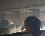 Dim i panika: Putnik snimio dramatični momenat kada je eksplodirao motor aviona