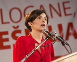 Sabina Ćudić: Ljudima treba posao, a ne rat