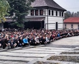 Zenica: Više stotina vjernika klanjalo bajram-namaz u Čaršijskoj džamiji