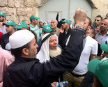 Palestincima iz Gaze dozvoljeno da obavljaju molitvu u Al-Aksi