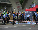 Hong Kong: Rastu tenzije između prodemokratskih demonstranata i pristalica Pekinga