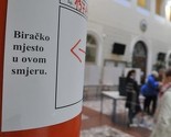Većina biračkih mjesta otvorena u sedam sati, bilo i manjih kašnjenja