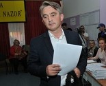 Željko Komšić glasao u OŠ "Vladimir Nazor"