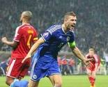 Džeko za Fifa.com: U našoj reprezentaciji se govori i njemačkim jezikom