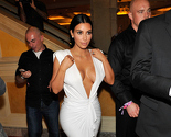 Pogledajte kako je zanosna Kim Kardashian izgledala na svojoj rođendanskoj zabavi