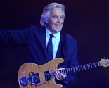 John McLaughlin turneju priprema u Gramofonu