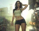 Emily Ratajkowski u novom traileru za Call of Duty