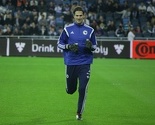 Kapiten Asmir Begović istrčao na teren stadiona u Haifi