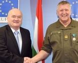 Mađarski ministar odbrane uručio priznanje komandantu EUFOR-a