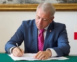 Češkom ministru unutrašnjih poslova stigao koverat s otrovom