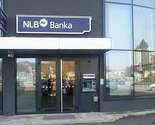 Banja Luka: Razbojnici otkinuli metalnu rešetku na prozoru banke i ukrali  5.000 KM