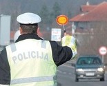 Zenica: Određen pritvor policajcu osumnjičenom za zloupotrebu položaja