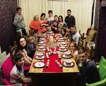 10 kg purice, 7 kg krompira i litri umaka: Božić u najvećoj porodici u Velikoj Britaniji