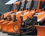 Specijalna vozila preduzeća Rad i 120 radnika čiste snijeg u Sarajevu