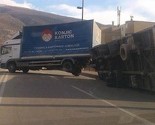 Jaka bura u Mostaru prevrnula prikolicu na mostu Hasana Brkića